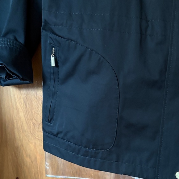 Ellen Tracy Women’s Full Zip Black Lightweight Jacket - Picture 4 of 7